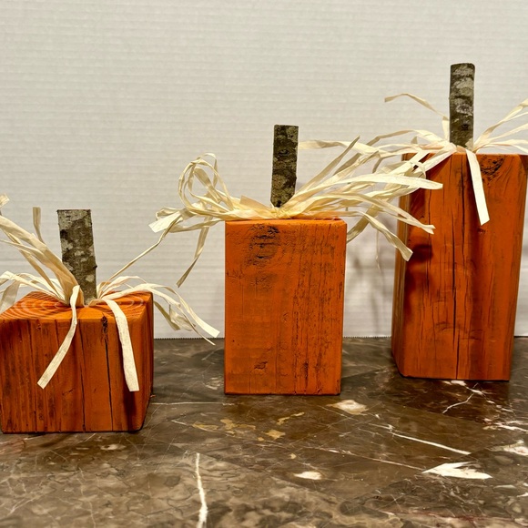 Rustic Farmhouse Wooden Pumpkins Set of 3 - Picture 3 of 7